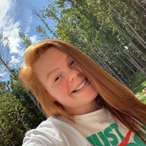 Meet your Posher, Abbie